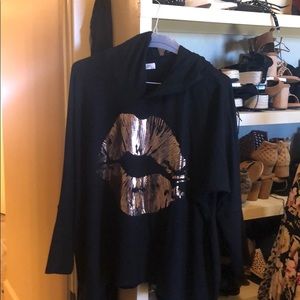 Hooded sweat shirt medium/large